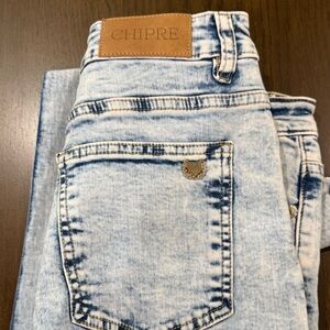 Chipre Women's Light Blue Acid Wash Skinny Jeans